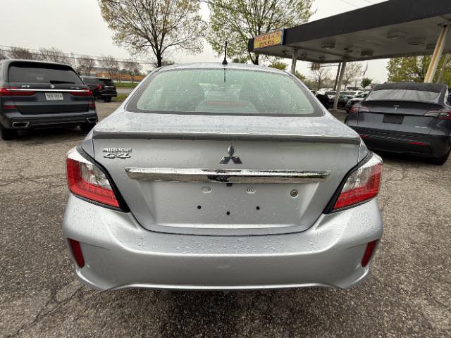 Photo of 2024 Starlight Silver Metallic Mitsubishi Mirage G4