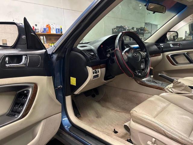 Photo of 2008 Newport Blue Pearl Subaru Outback