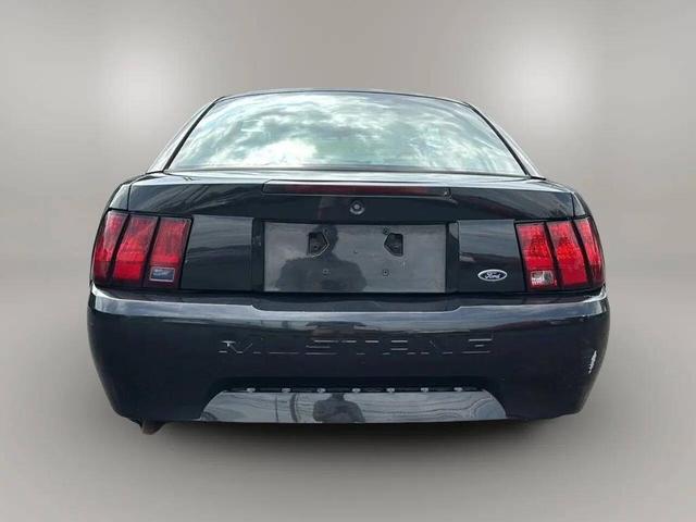 Photo of 2001  Ford Mustang