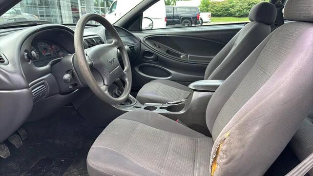 Photo of 2001  Ford Mustang