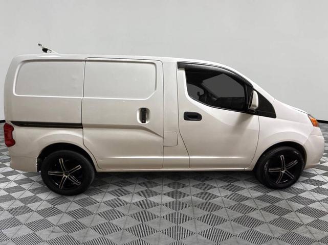 2017 Nissan Nv200