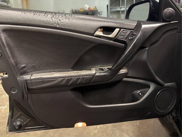 Photo of 2009 Black Acura TSX