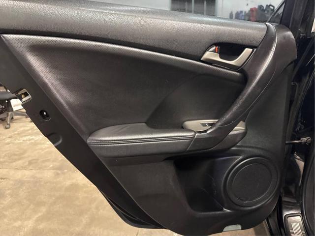 Photo of 2009 Black Acura TSX