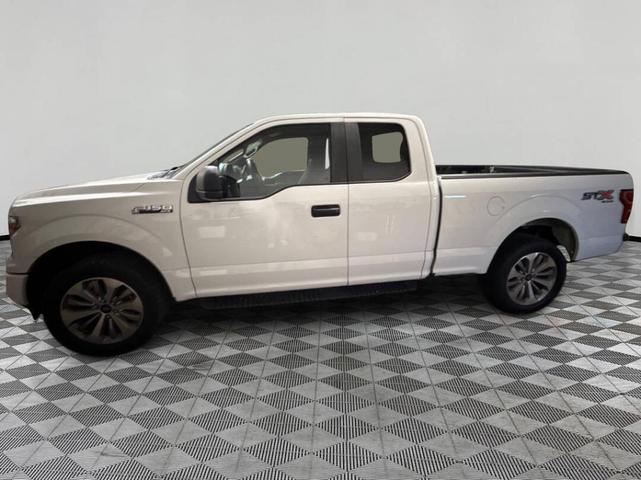 Photo of 2018 Oxford White Ford F-150