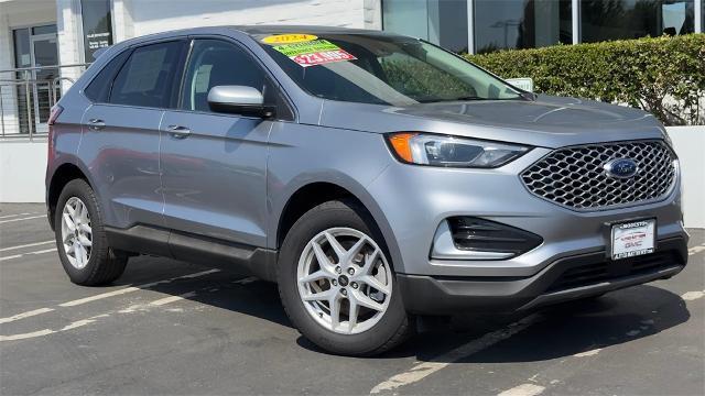 Photo of 2024 Iconic Silver Metallic Ford Edge