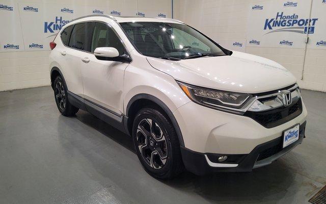 Photo of 2017 White Diamond Pearl Honda CR-V