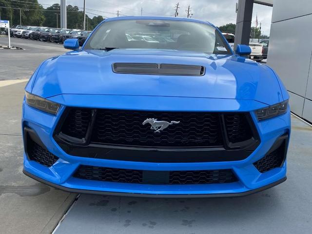 Photo of 2025 Blue Ford Mustang