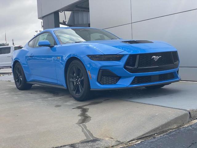 Photo of 2025 Blue Ford Mustang
