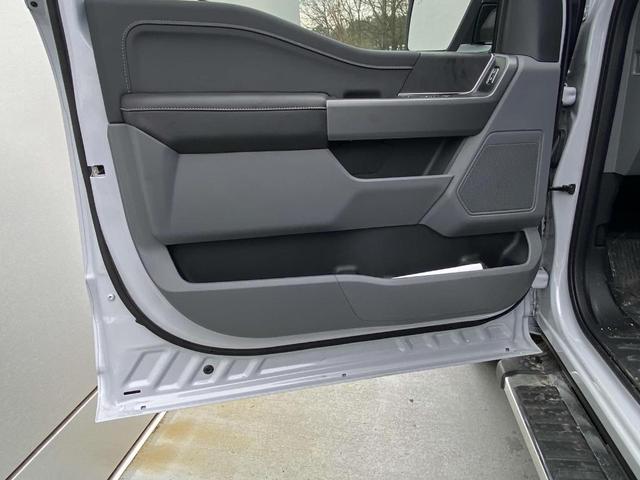 Photo of 2025 White Ford F-150