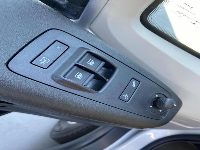 Photo of 2019 Silver RAM ProMaster 3500 Window Van