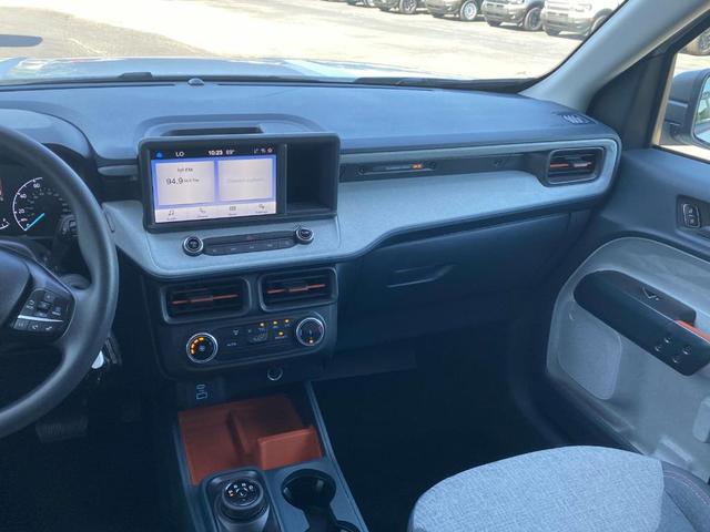 Photo of 2024 White Ford Maverick
