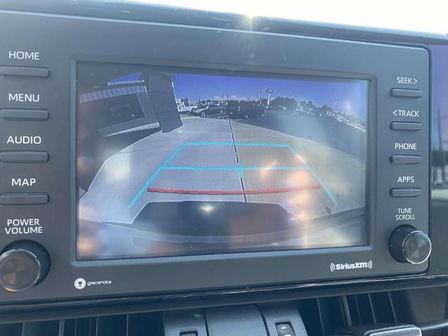 Photo of 2022 Silver Toyota RAV4 Hybrid