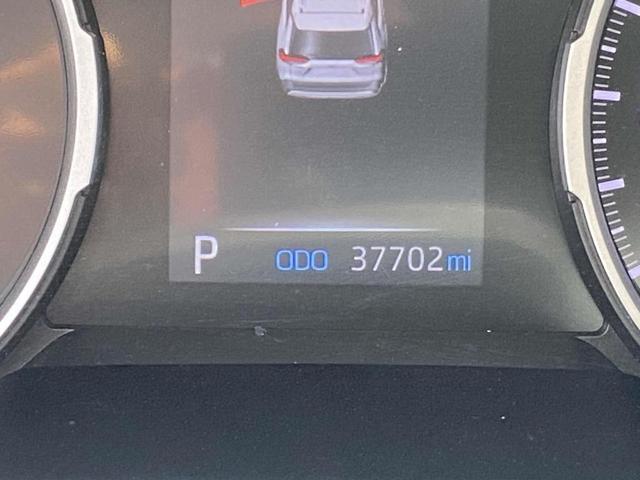 Photo of 2022 Silver Toyota RAV4 Hybrid