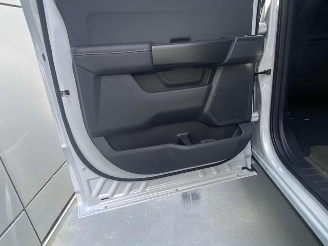 Photo of 2025 Oxford White Ford F-150