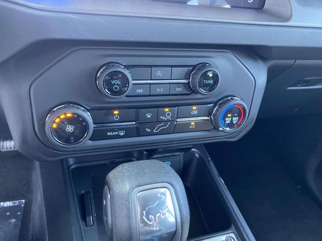 Photo of 2025 White Ford Bronco
