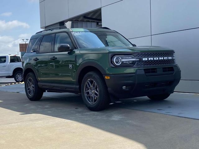 Photo of 2025 Green Ford Bronco Sport
