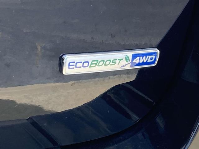 Photo of 2020 Black Ford Explorer
