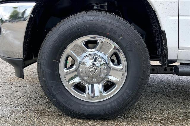 Photo of 2025 Bright White Clearcoat RAM 2500