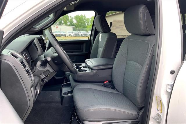 Photo of 2025 Bright White Clearcoat RAM 2500
