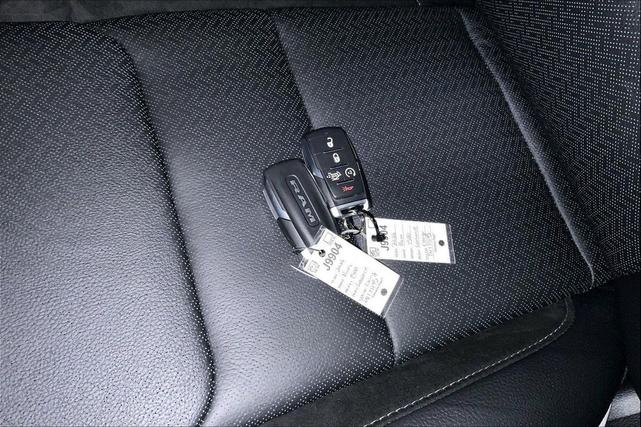 Photo of 2026 Granite Crystal Metallic Clearcoat RAM 1500