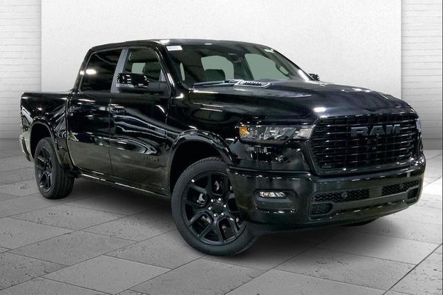 Photo of 2026 Diamond Black Crystal Pearlcoat RAM 1500