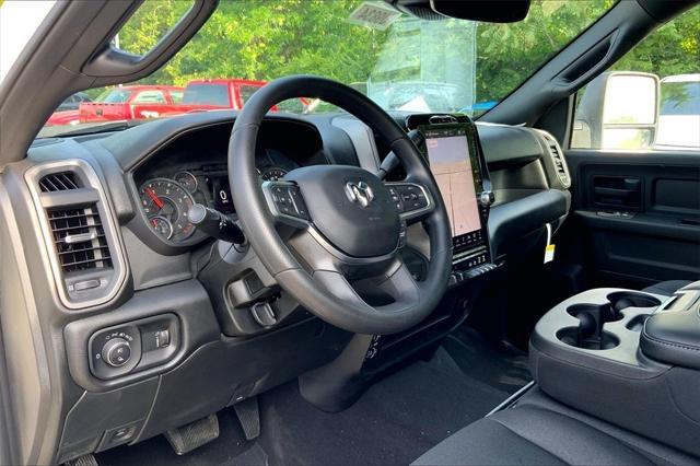 Photo of 2025 Bright White Clearcoat RAM 2500