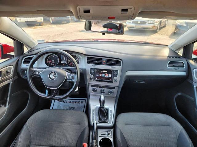 Photo of 2016 Tornado Red Volkswagen Golf