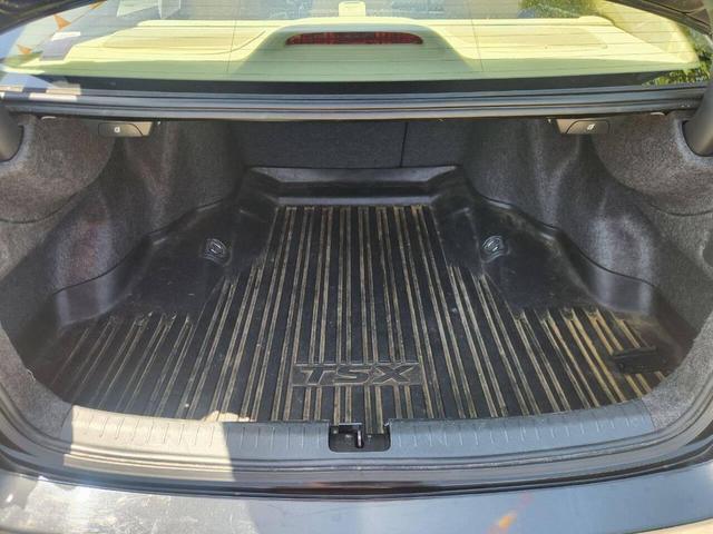 Photo of 2010 Crystal Black Pearl Acura TSX