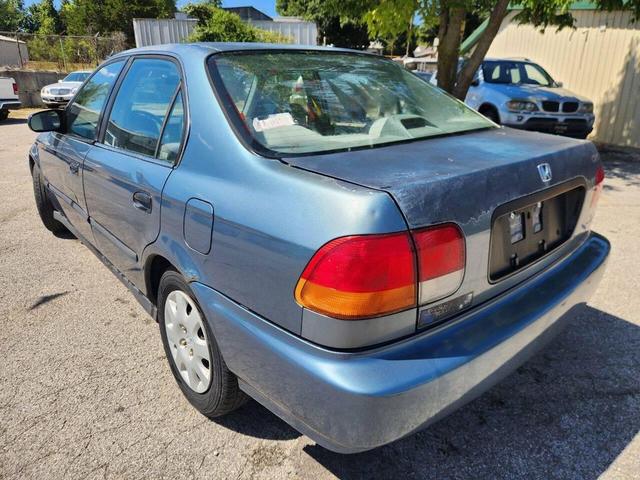 Photo of 1998 Turquoise Honda Civic