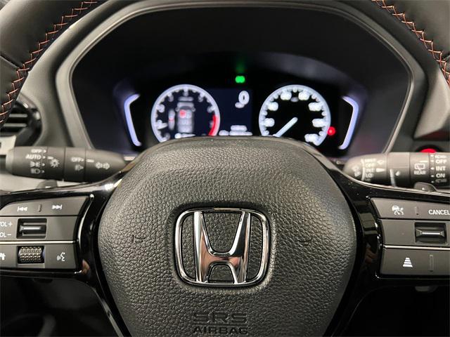 Photo of 2025 Radiant Red Metallic II Honda Pilot