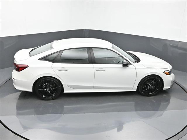Photo of 2025 Platinum White Pearl Honda Civic