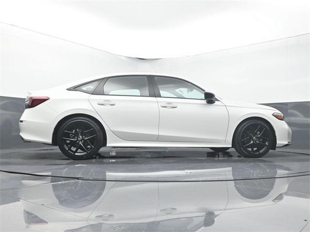 Photo of 2025 Platinum White Pearl Honda Civic