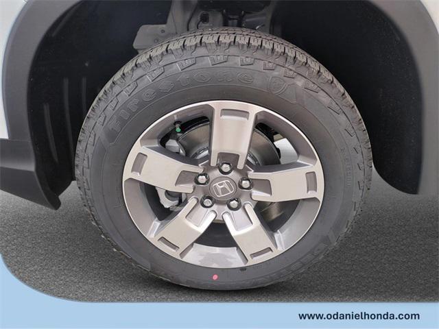 Photo of 2025 Platinum White Pearl Honda Ridgeline