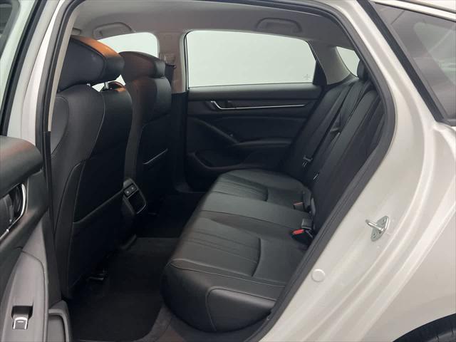 Photo of 2022 Platinum White Pearl Honda Accord