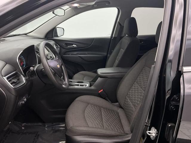 Photo of 2019 Mosaic Black Metallic Chevrolet Equinox