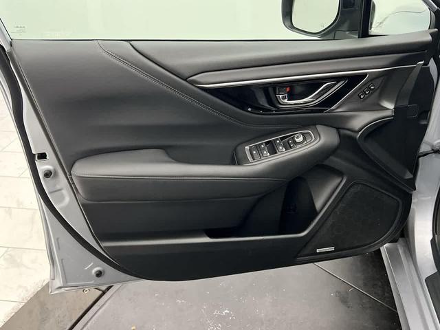 Photo of 2022 Ice Silver Metallic Subaru Legacy