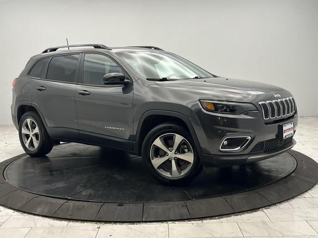 Photo of 2022 Granite Crystal Metallic Clearcoat Jeep Cherokee
