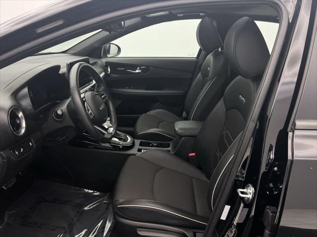Photo of 2024 Aurora Black Kia Forte