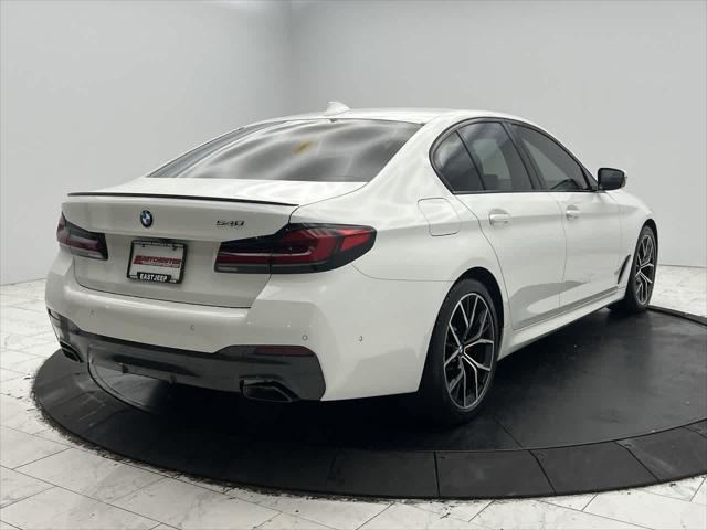 Photo of 2023 Alpine White BMW 540
