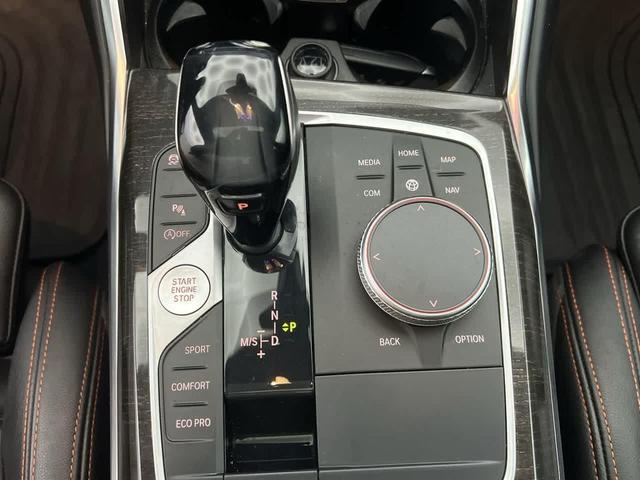 Photo of 2020 Black Sapphire Metallic BMW 330