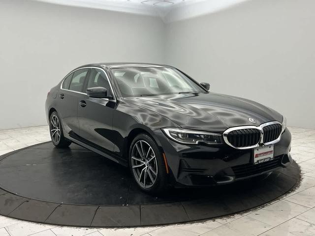Photo of 2020 Black Sapphire Metallic BMW 330