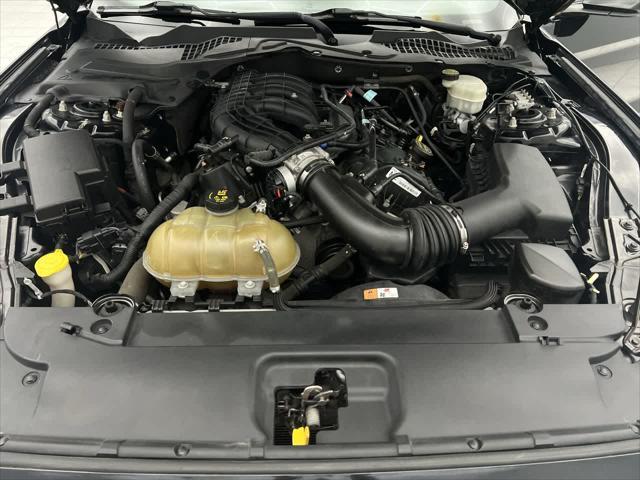 Photo of 2015 BLACK Ford Mustang