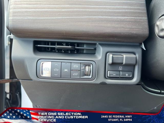 Photo of 2025 Summit White GMC Sierra EV