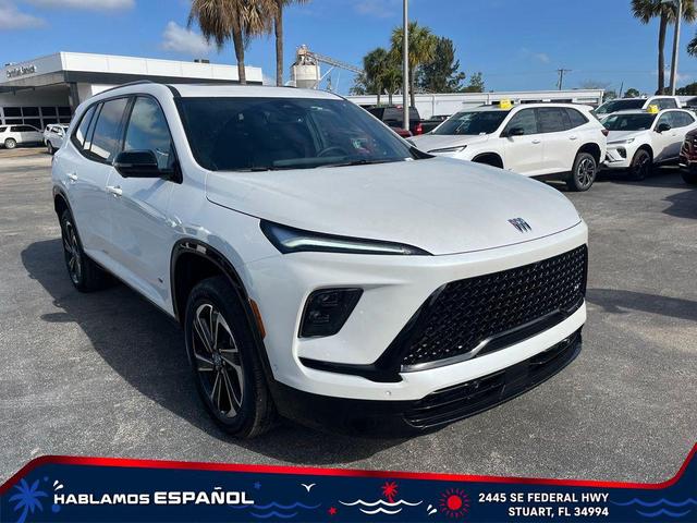 Photo of 2025 White Frost Tricoat Buick Enclave