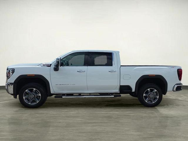 Photo of 2025 Summit White GMC Sierra 2500