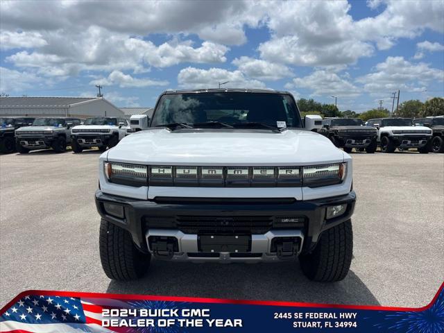 Photo of 2025 Interstellar White GMC HUMMER EV SUV