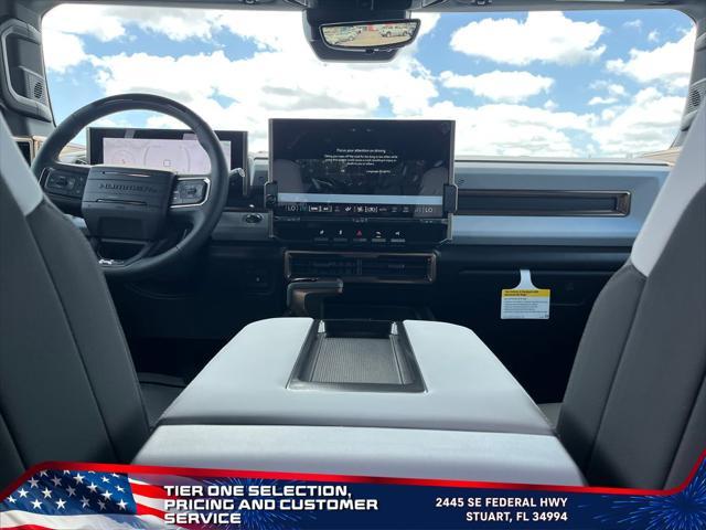 Photo of 2025 Interstellar White GMC HUMMER EV SUV