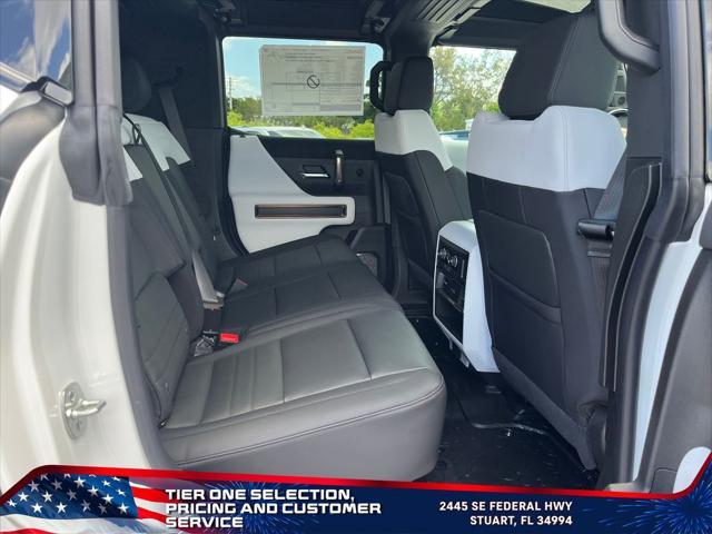 Photo of 2025 Interstellar White GMC HUMMER EV SUV