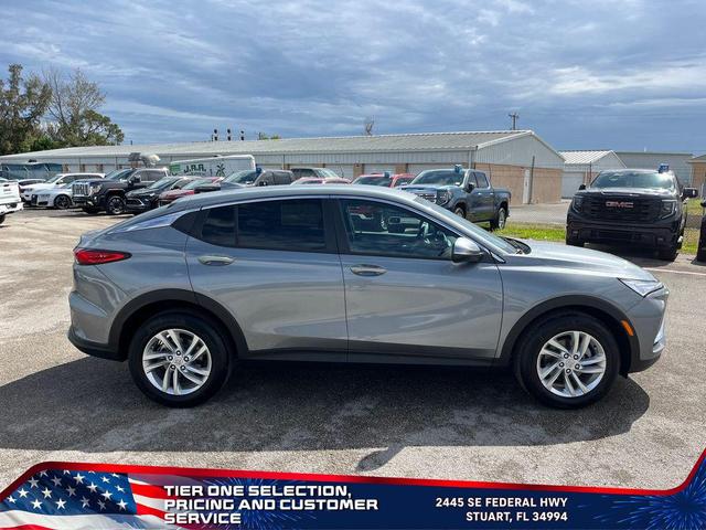 Photo of 2025 Moonstone Gray Metallic Buick Envista