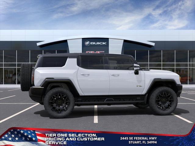 Photo of 2025 Interstellar White GMC HUMMER EV SUV